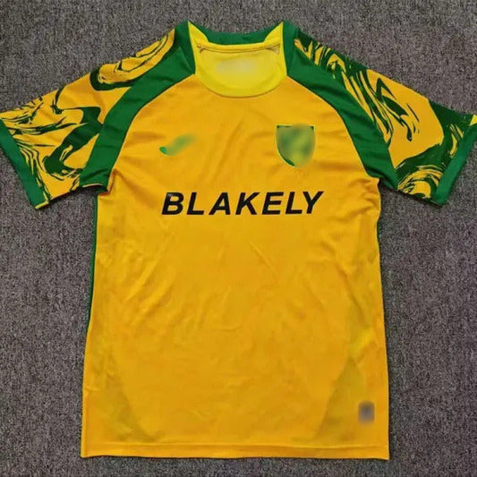 Camiseta Norwich Local 26-27